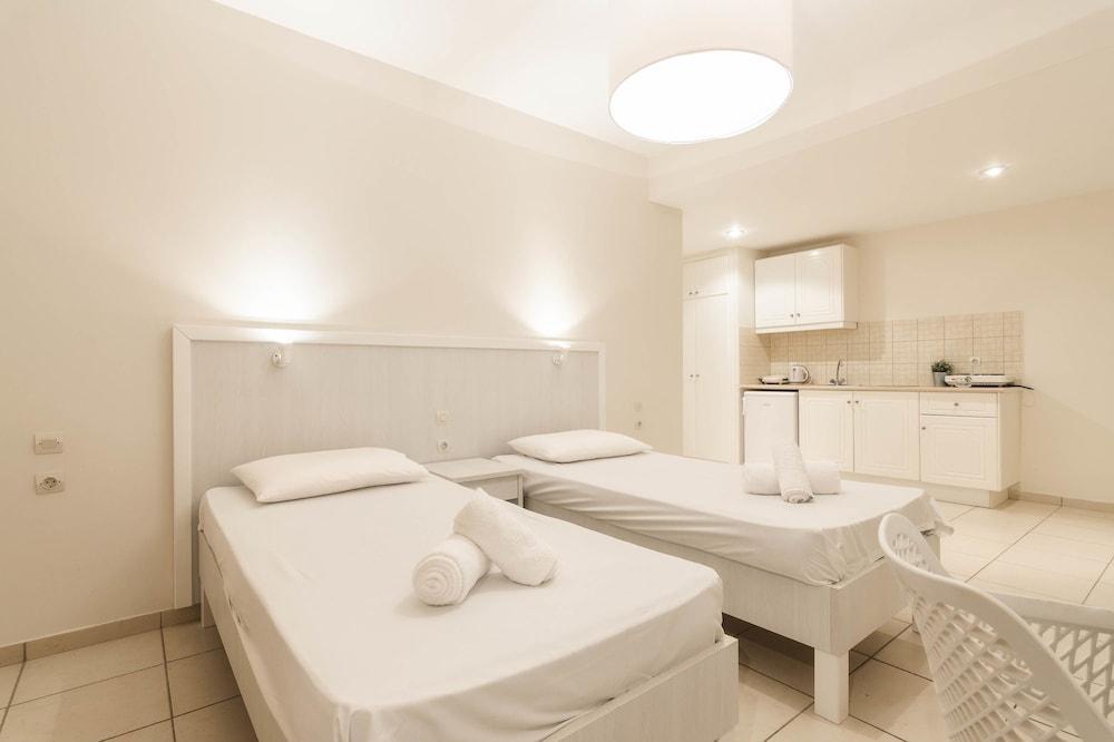 Alykes View Apartments Екстер'єр фото